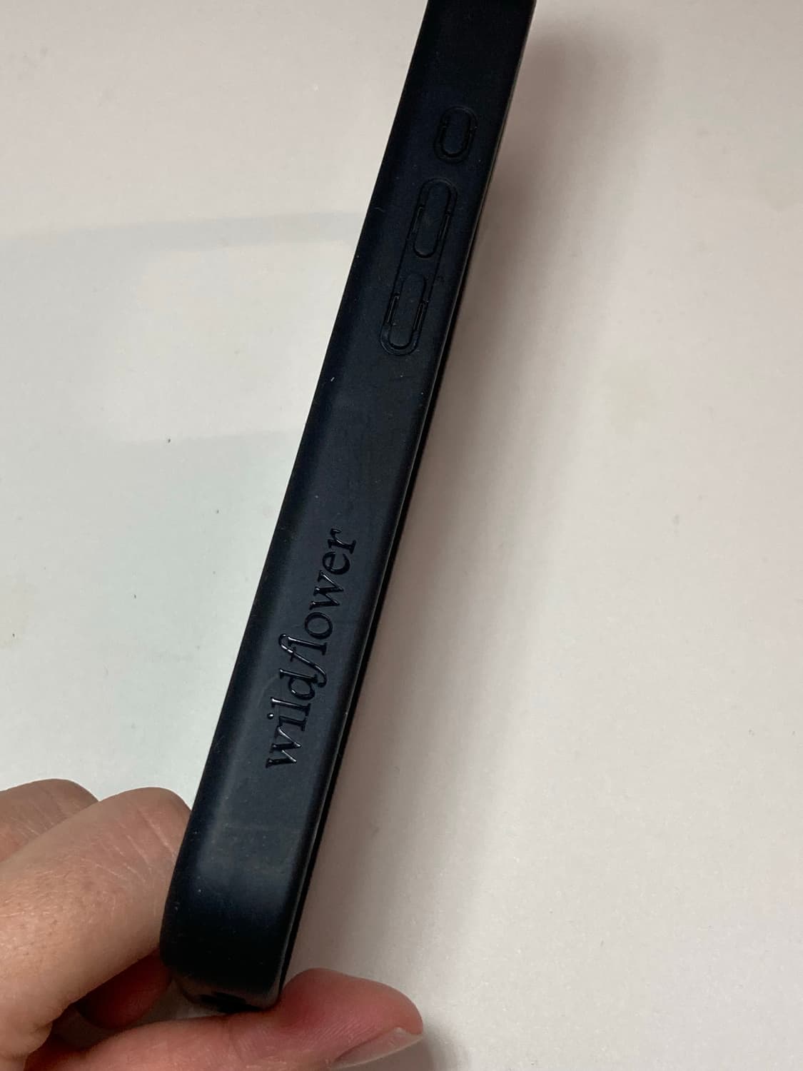 와일드플라워 애슐리윌리엄스 케이스 아이폰16pro 상품이미지3