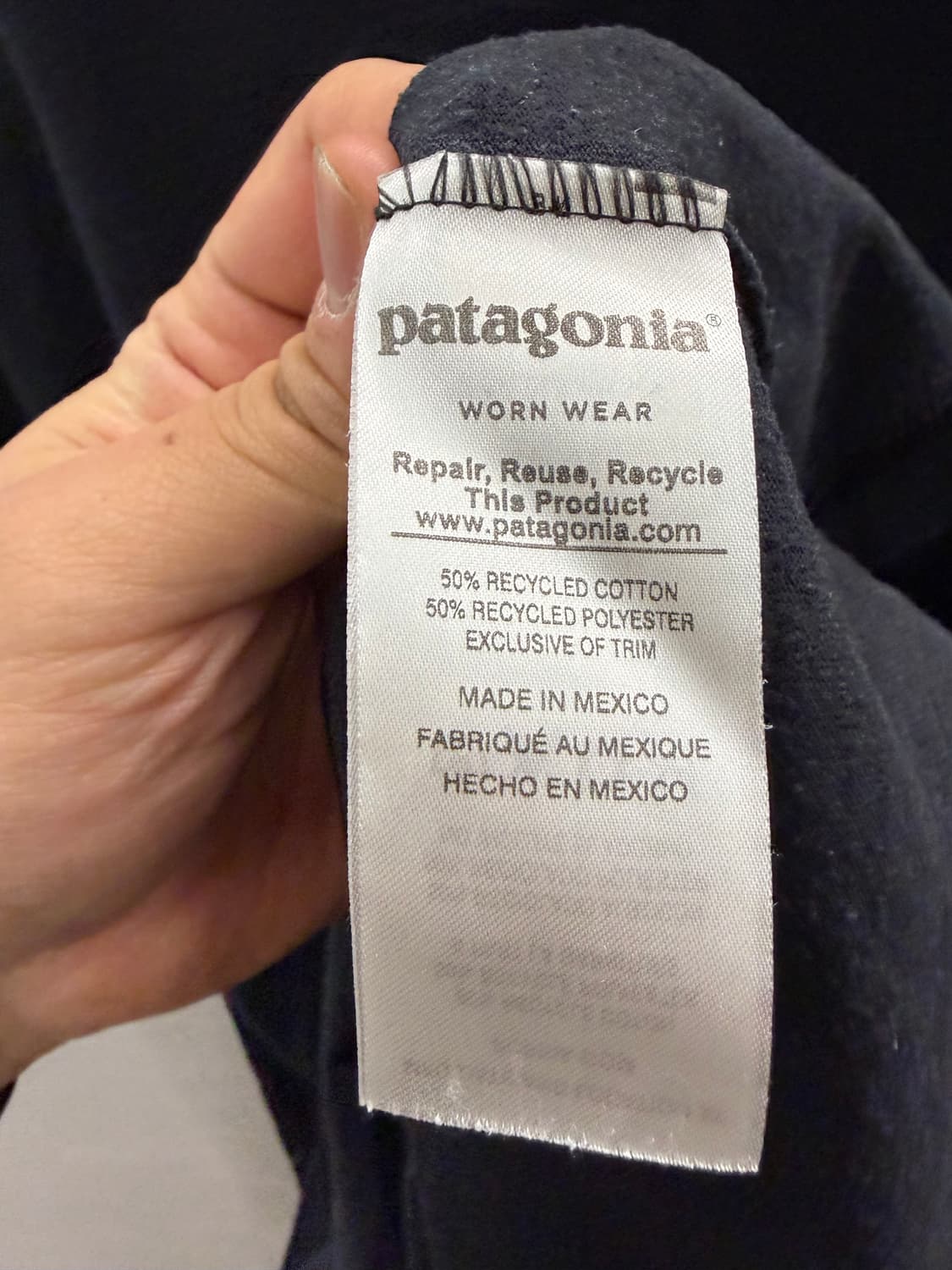파타고니아 블랙 포켓 반팔티 S 상품이미지4