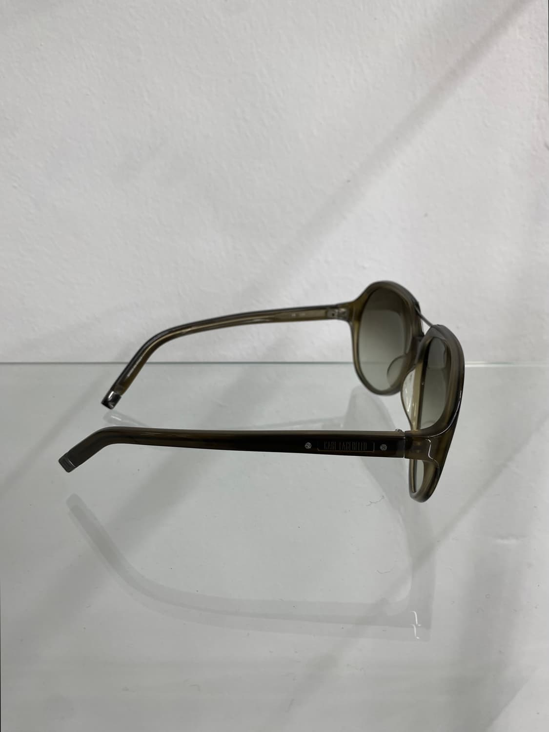 칼 라거펠트 스크류 아비에이터 선글라스 상품이미지5