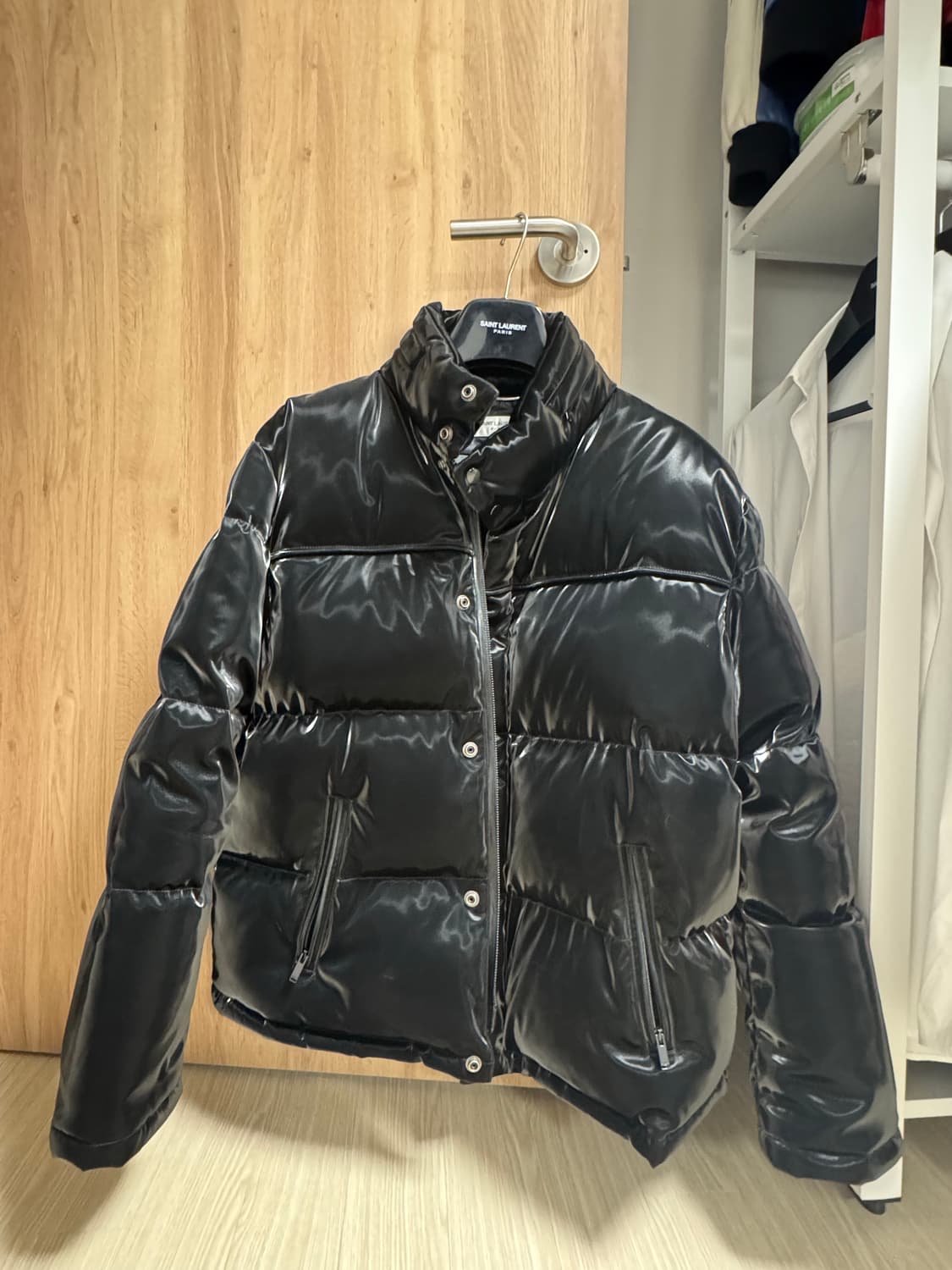 생로랑 래커드 패딩 50사이즈 상품이미지5