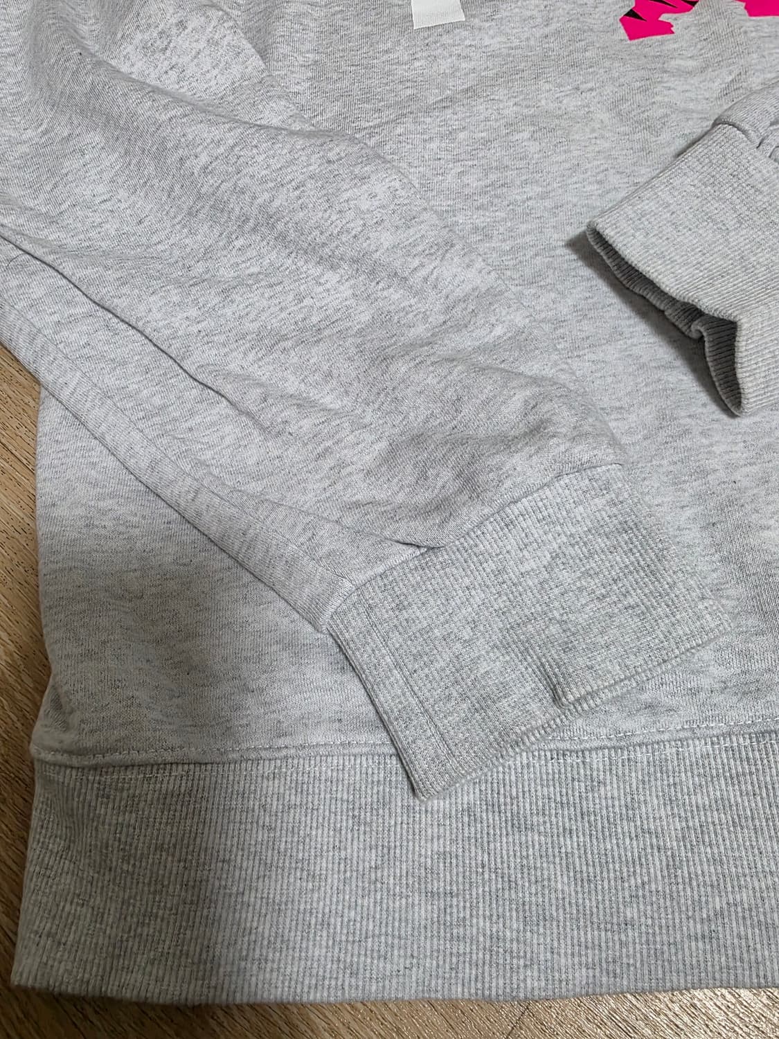 골스튜디오x닥터자르트 시카페어 핑크타이거 맨투맨 L 상품이미지5