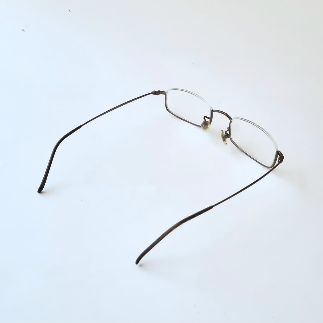 데드스탁 브라운 메탈 하프 림리스(언더림) 안경테 745 상품이미지5