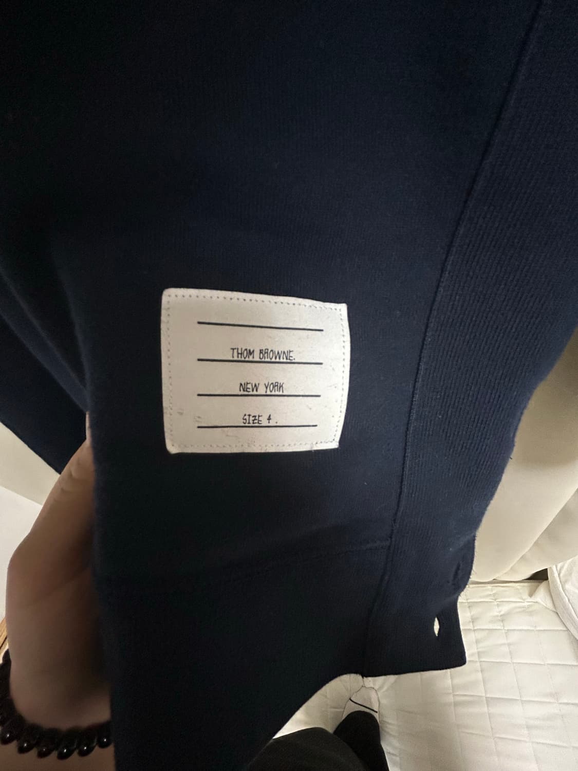 톰브라운 사선완장 맨투맨 네이비 4사이즈 상품이미지3