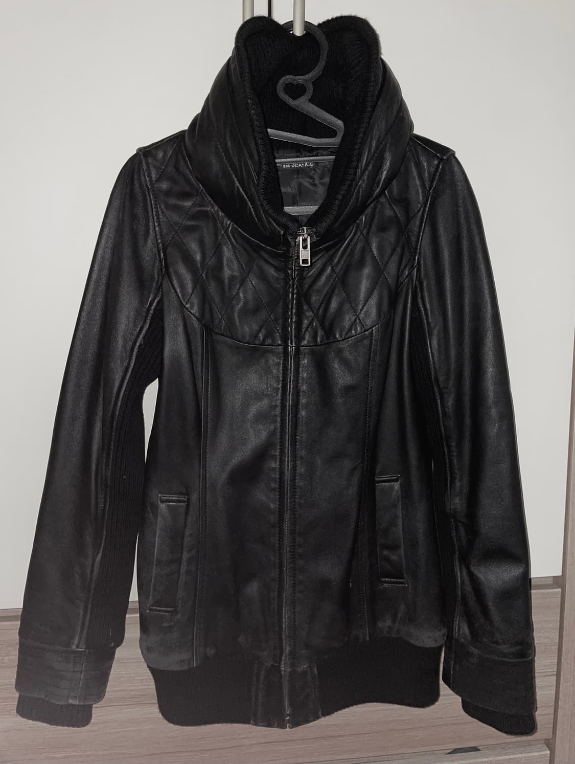 Lip Service 하이넥 블루종 상품이미지1