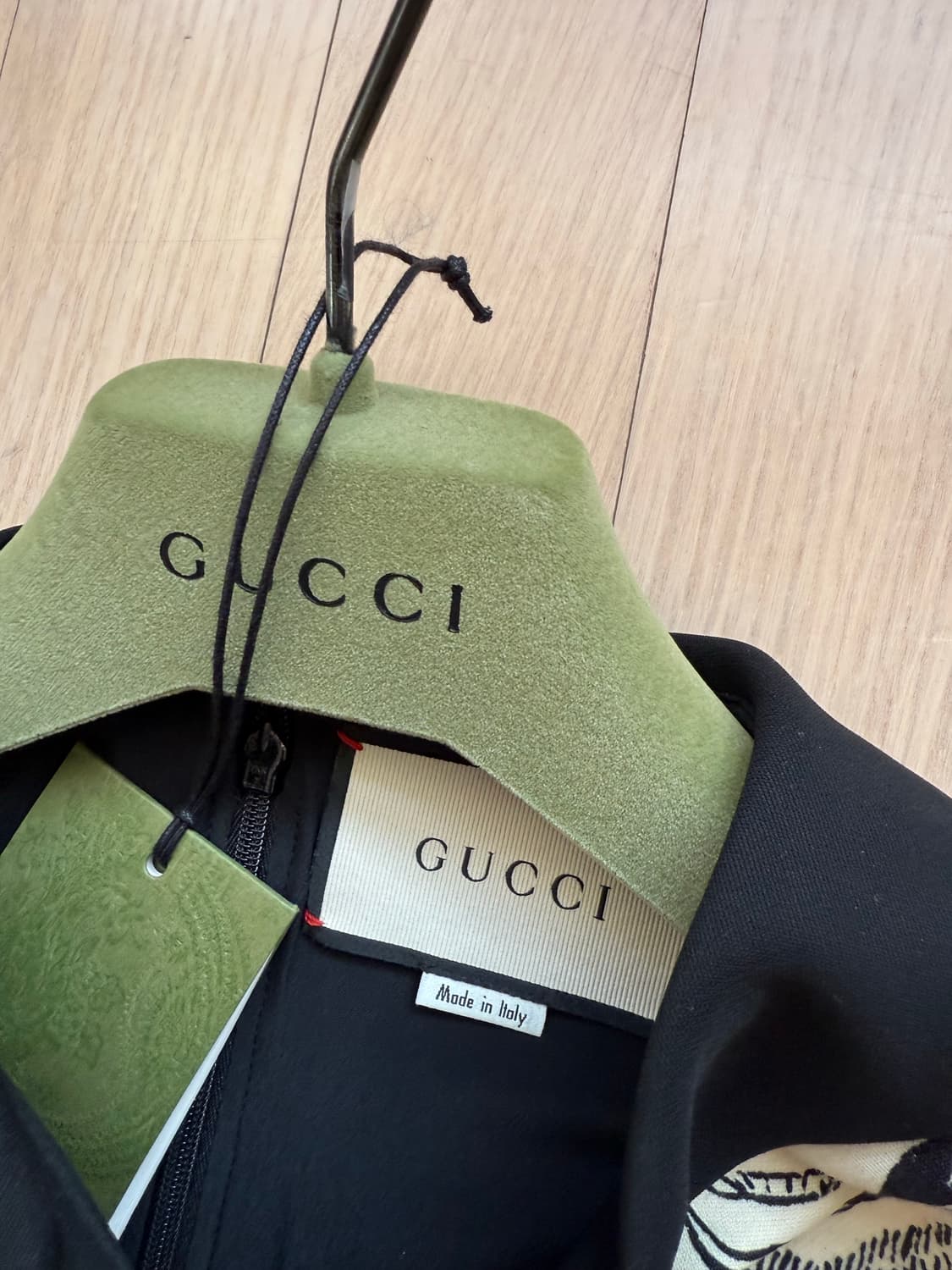 [2회착용.정가300이상] GUCCI 고급스럽고 우아한 타이거 원피스 상품이미지2