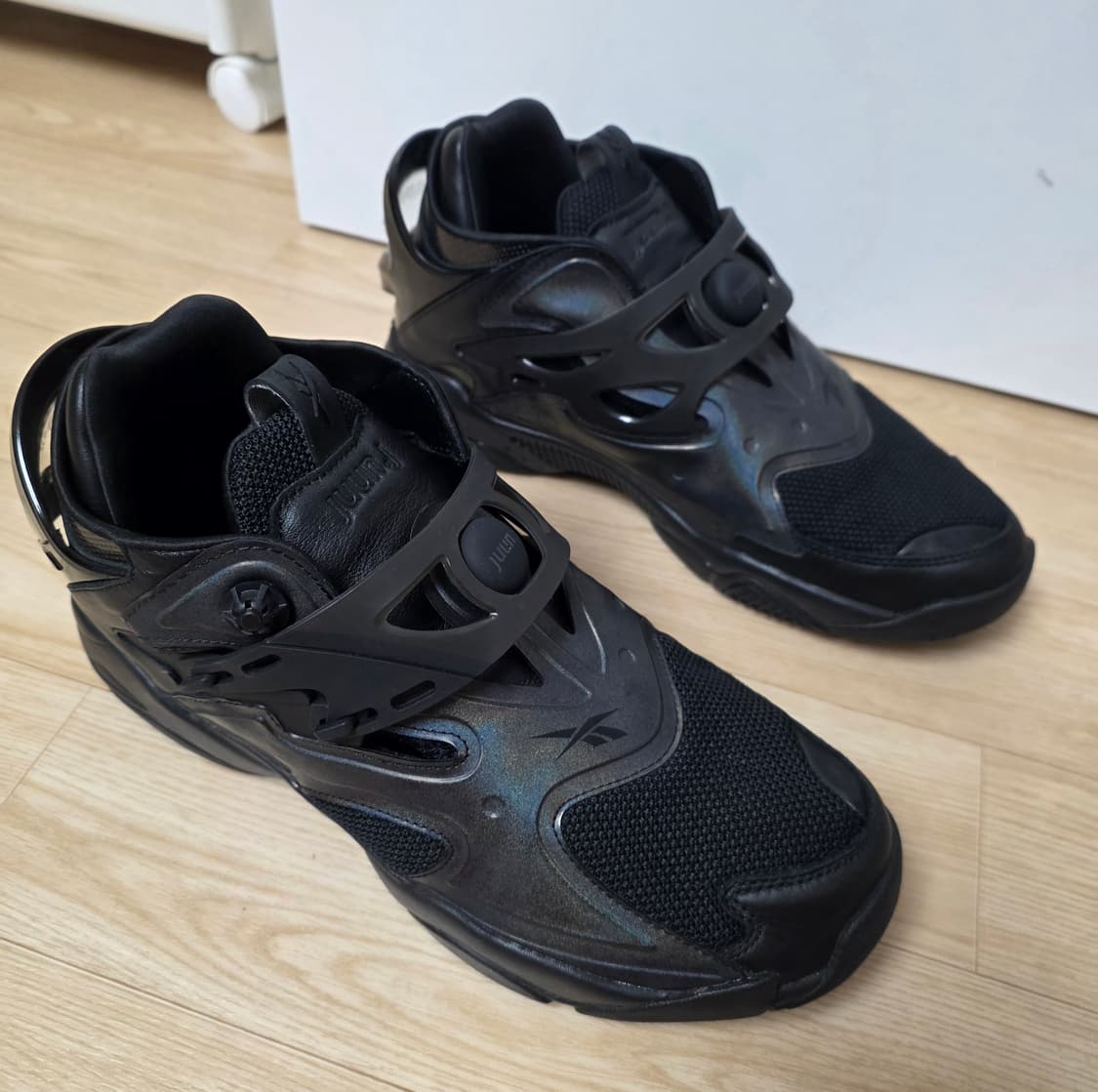 리복 준지 펌프 코트 블랙 285 상품이미지2