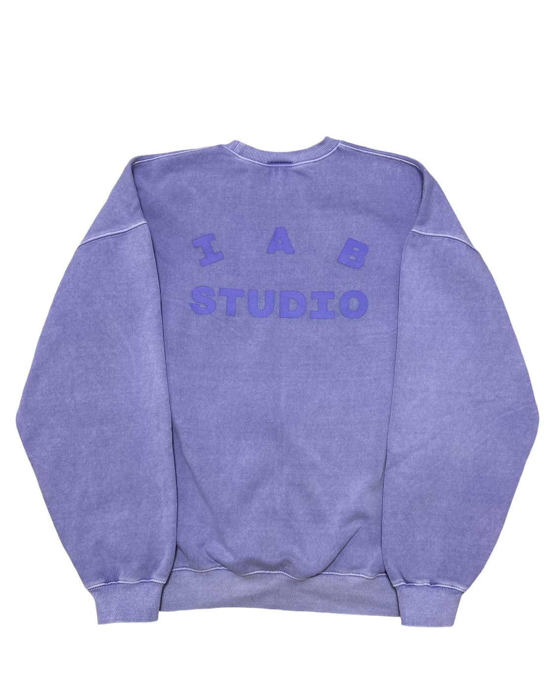 아이앱 스튜디오 피그먼트 맨투맨 상품이미지1