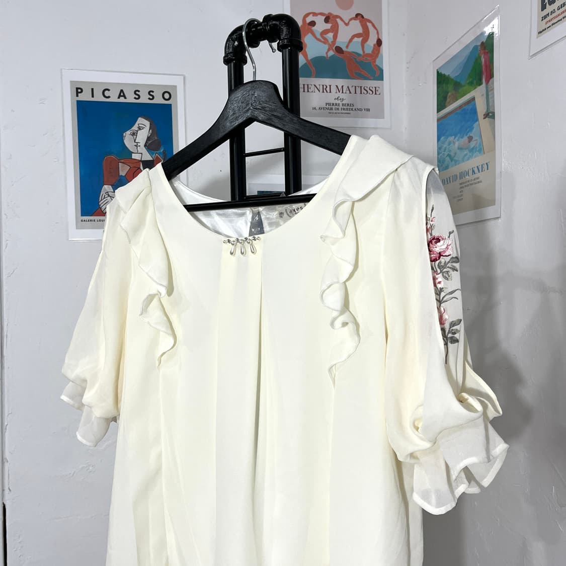 엑시즈팜 레이스 자수 티셔츠 상품이미지3