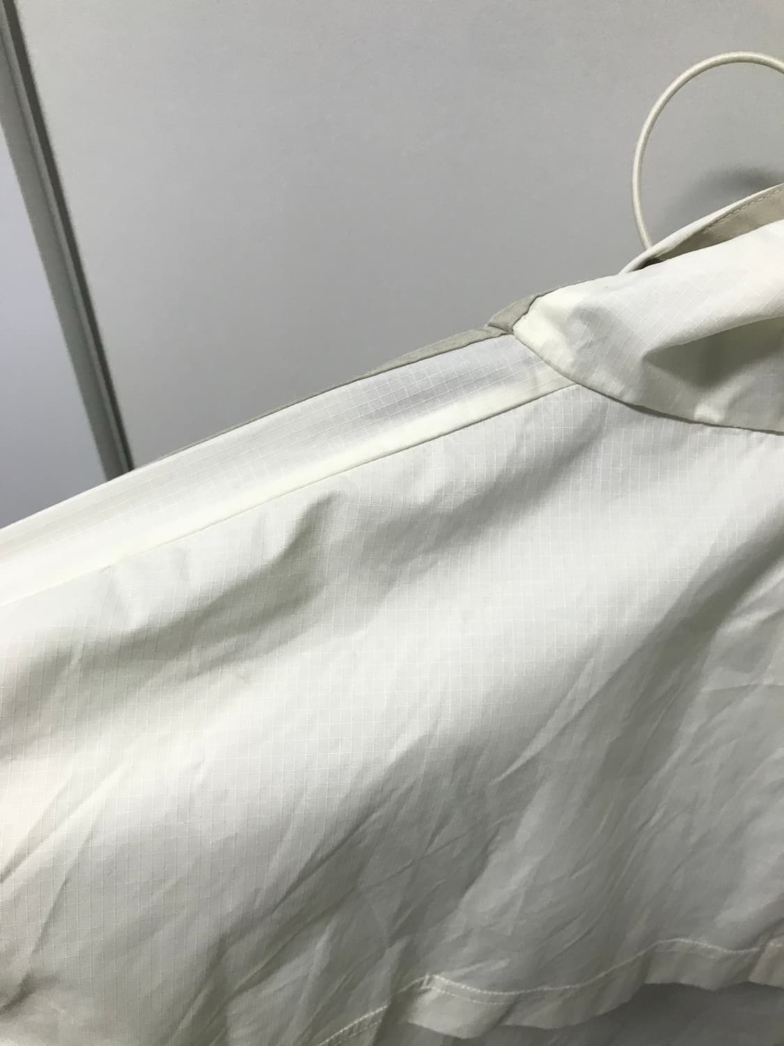 (무배) 아디다스 에센셜 3S 우븐 윈드브레이커 IS1359 상품이미지10