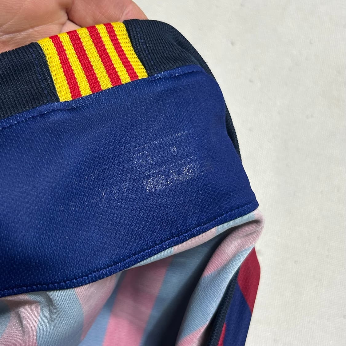 L 나이키 바르셀로나 18-19시즌 No.10 메시 반팔유니폼 상품이미지5