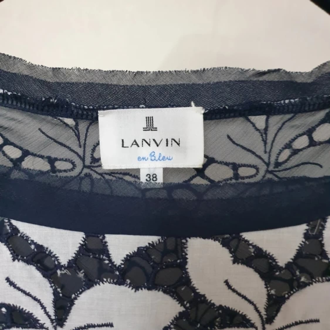 LANVIN 랑방 플라워 기퓌르레이스 시어코튼 크롭 블라우스 한섬 상품이미지8