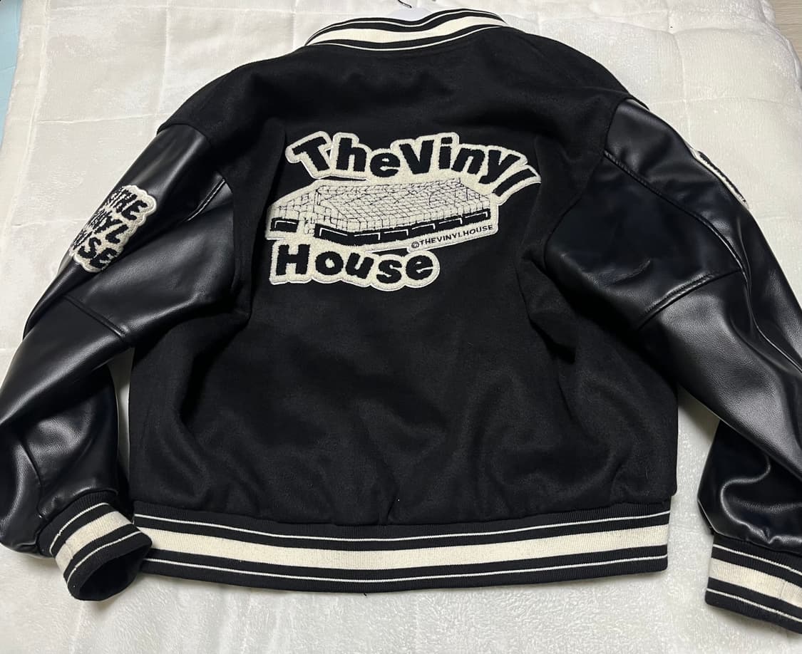 더바이닐하우스 바시티 자켓 L 상품이미지2