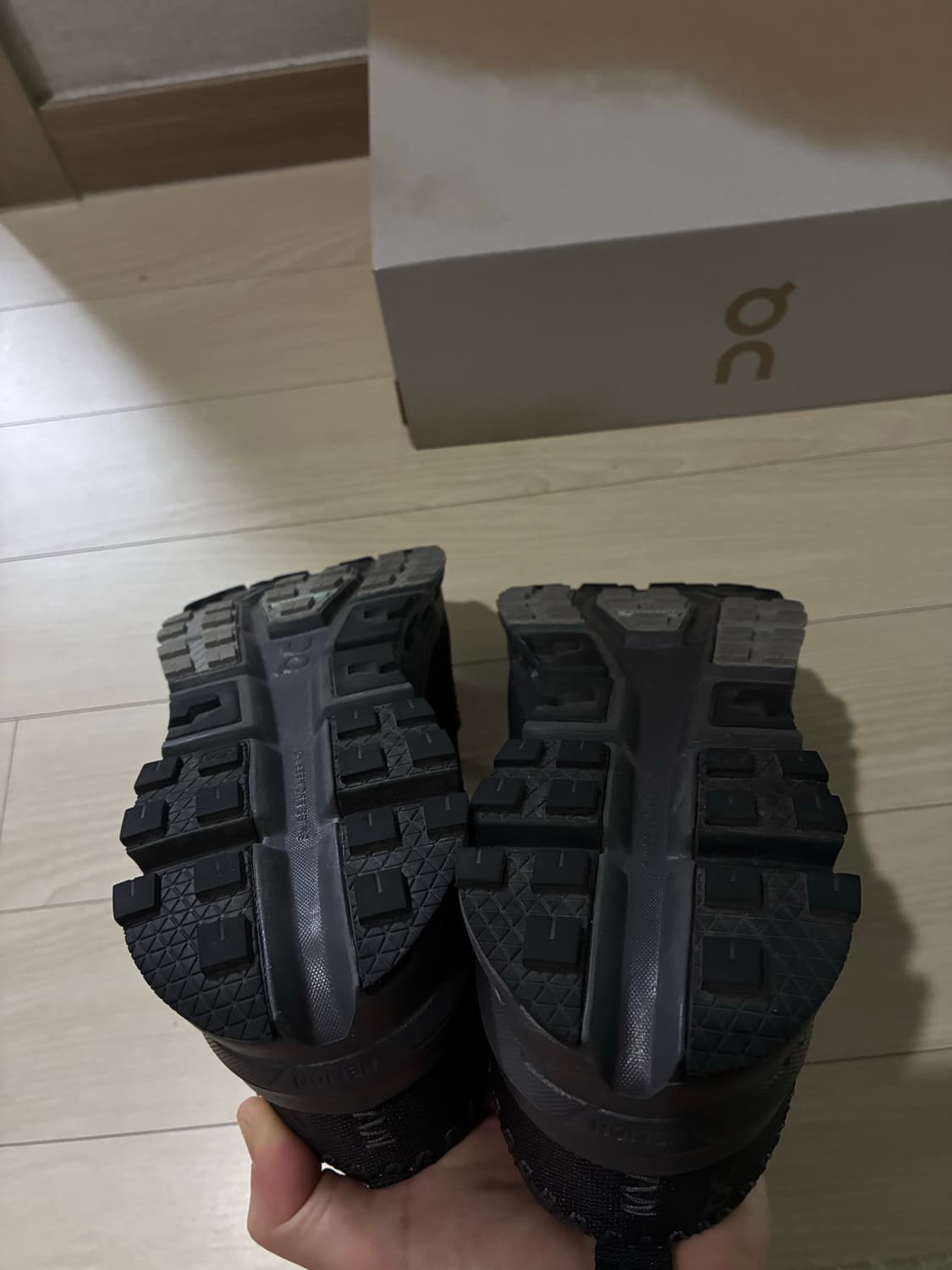 온러닝 클라우드어웨이2 260사이즈 판매 상품이미지9