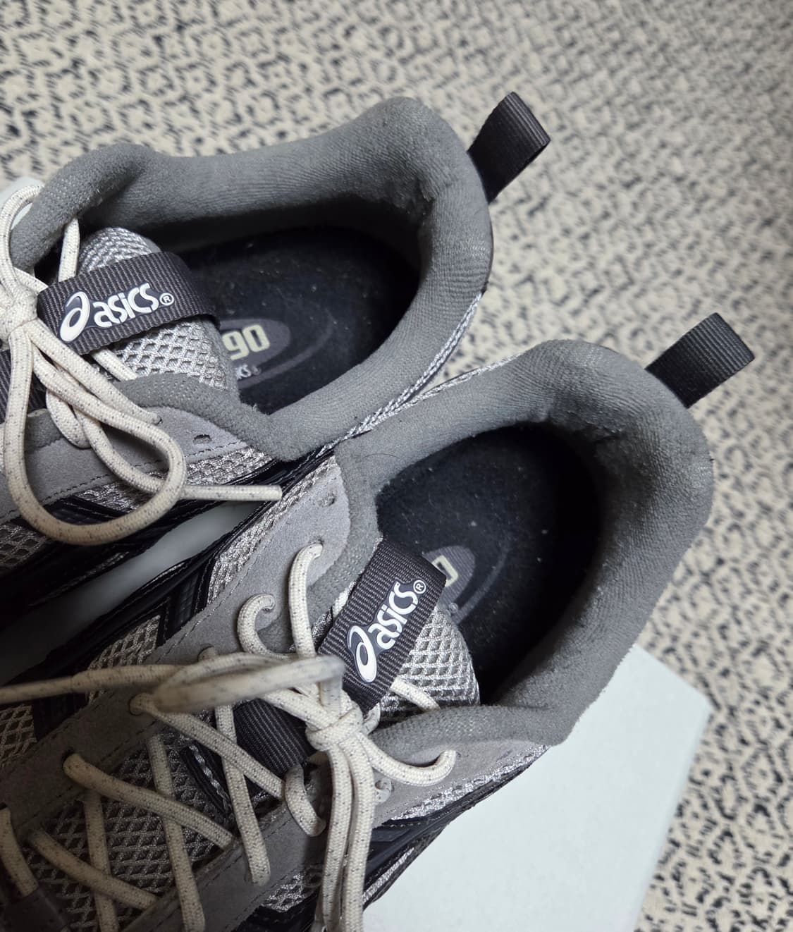 아식스 젤 1090 V2 오이스터그레이 275 상품이미지6