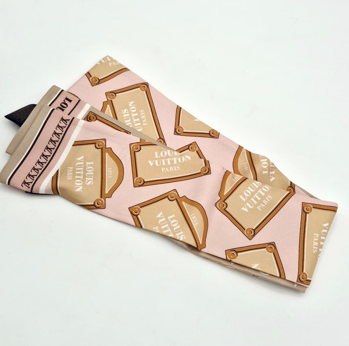 루이비통 모노그램 컨피덴셜 방도 트윌리 M79302 상품이미지4