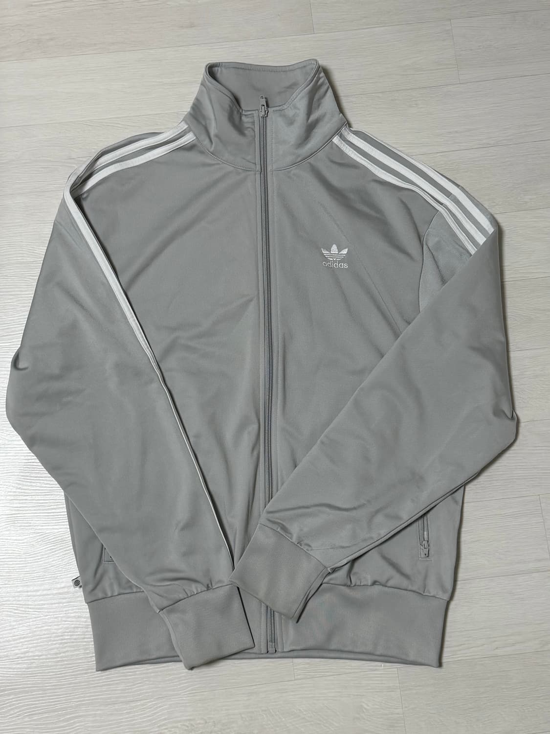 아디다스 집업 판매합니다 상품이미지1