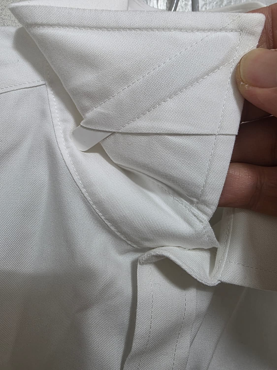 [새제품] 브룩스브라더스 논아이언 화이트 셔츠 95 상품이미지4