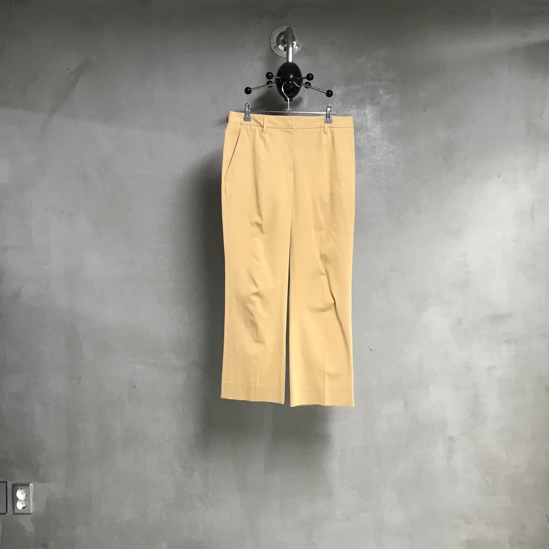 프라다 팬츠 베이지 42(W) 상품이미지1