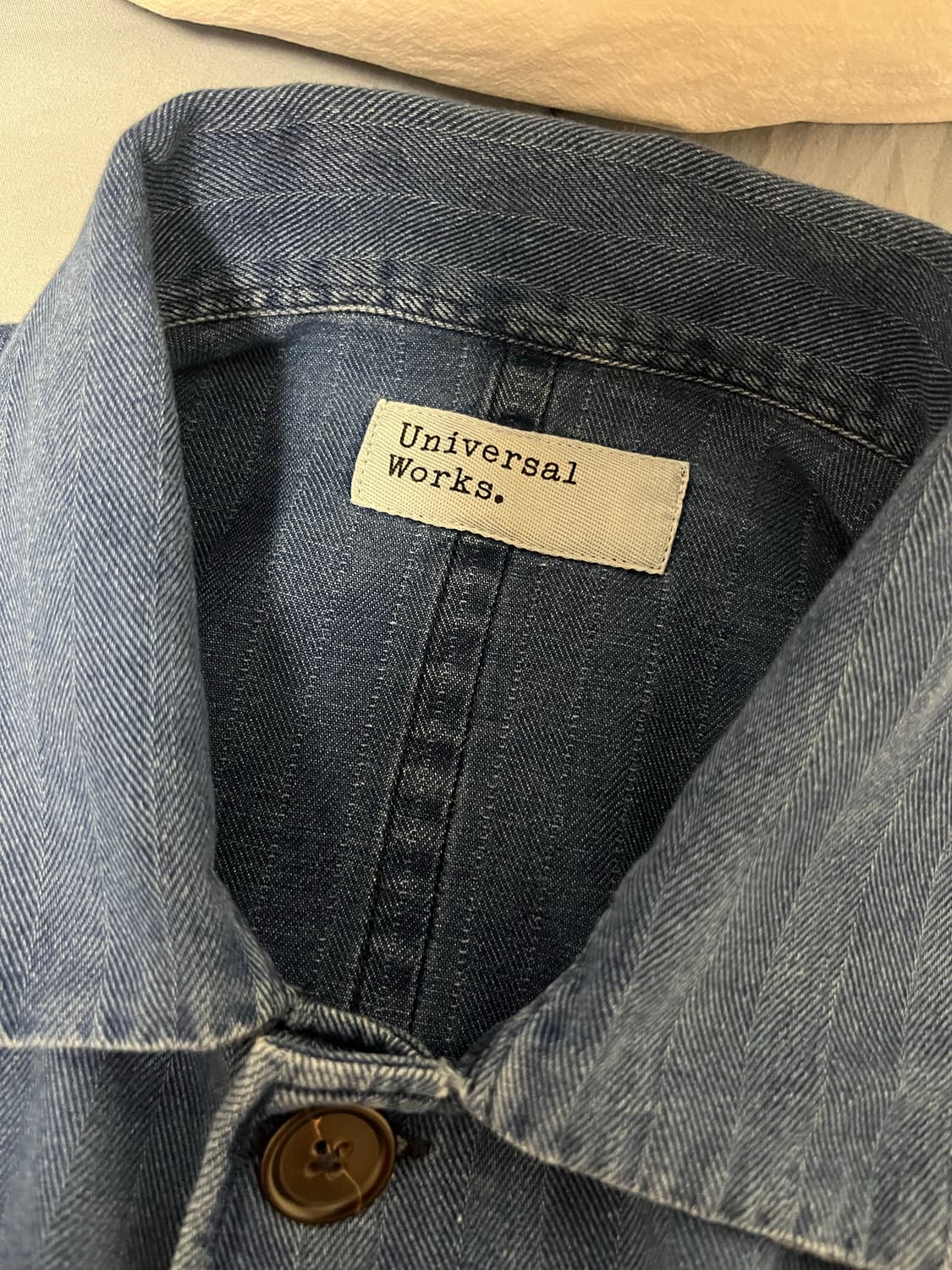 유니버셜웍스 헤링본 데님 트레베일 오버셔츠 (M) 상품이미지3