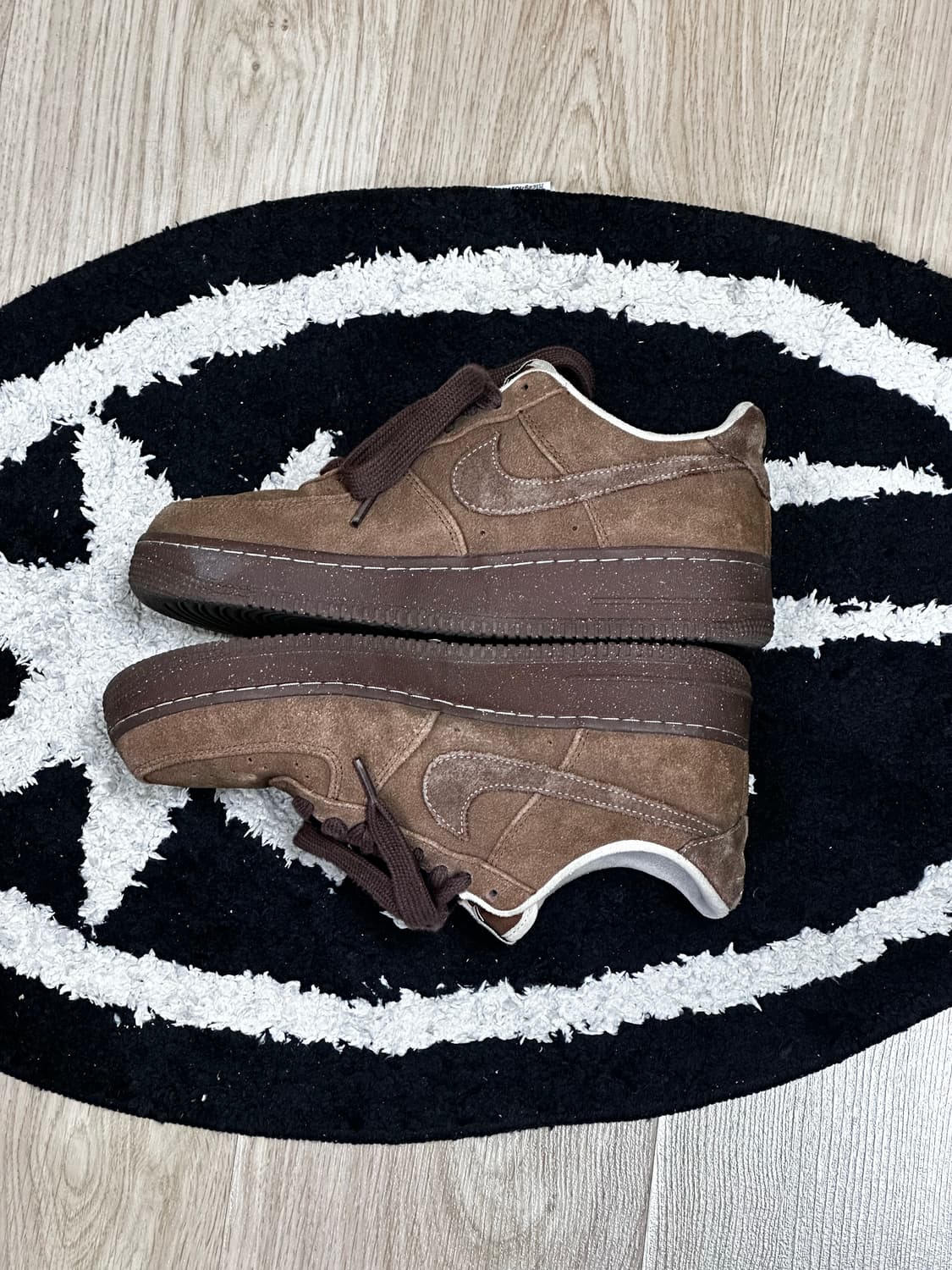 나이키 에어포스 1 '07 카카오 와우 275 상품이미지1