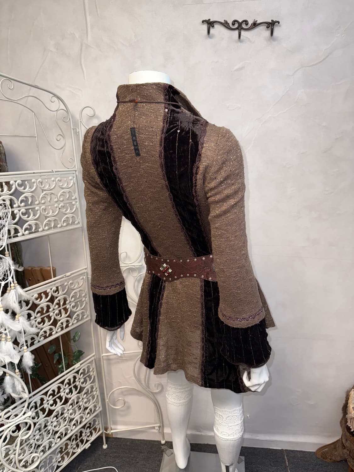 Brown oriental flower velvet knit ops 상품이미지3