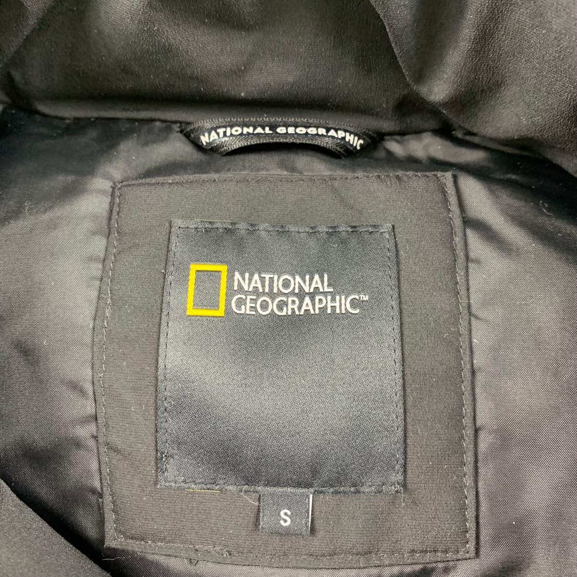 내셔널지오그래픽 듀공 덕다운 숏패딩 블랙 상품이미지8