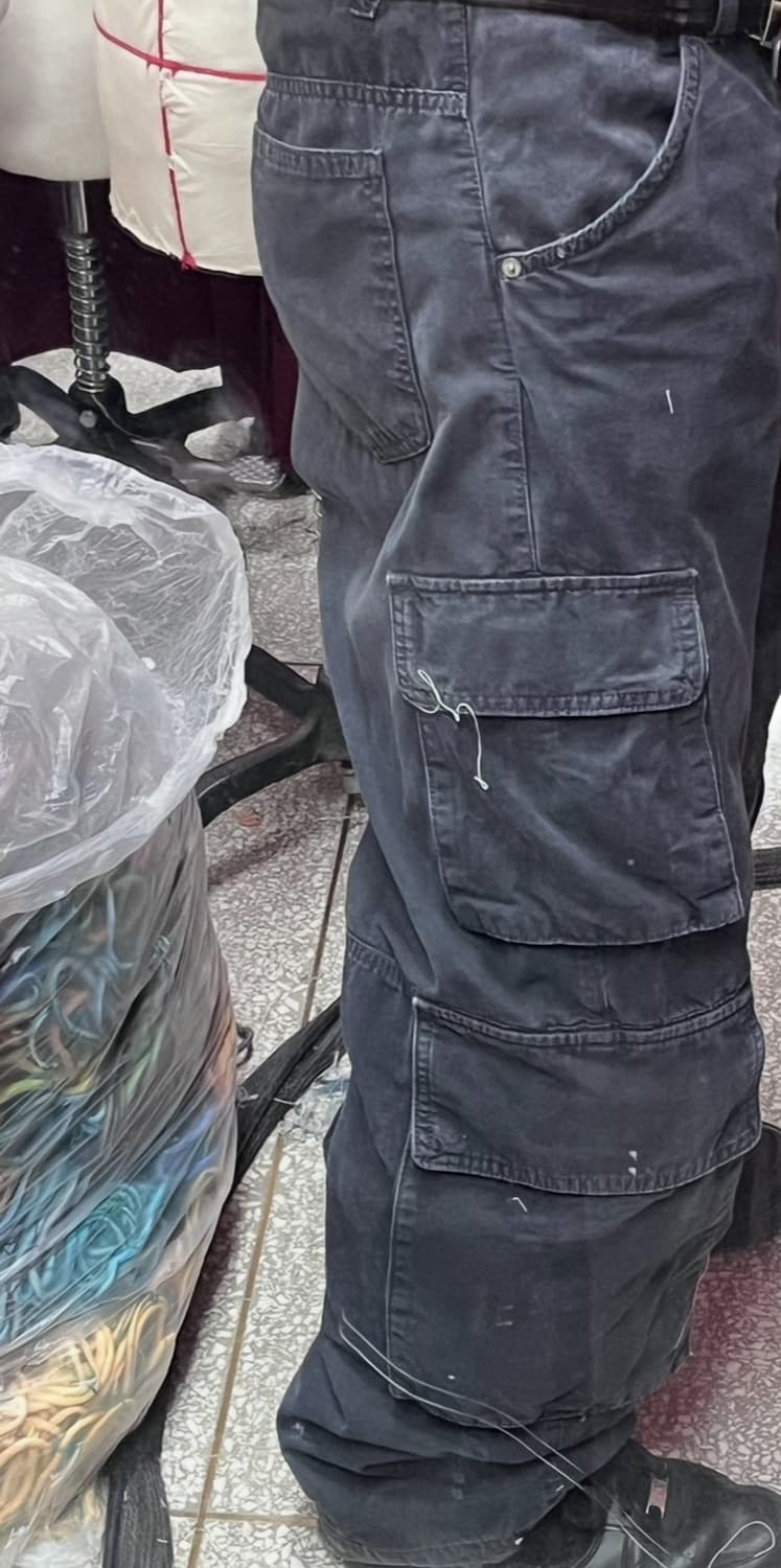 ZARA MAN 블랙 카고 바지 상품이미지2