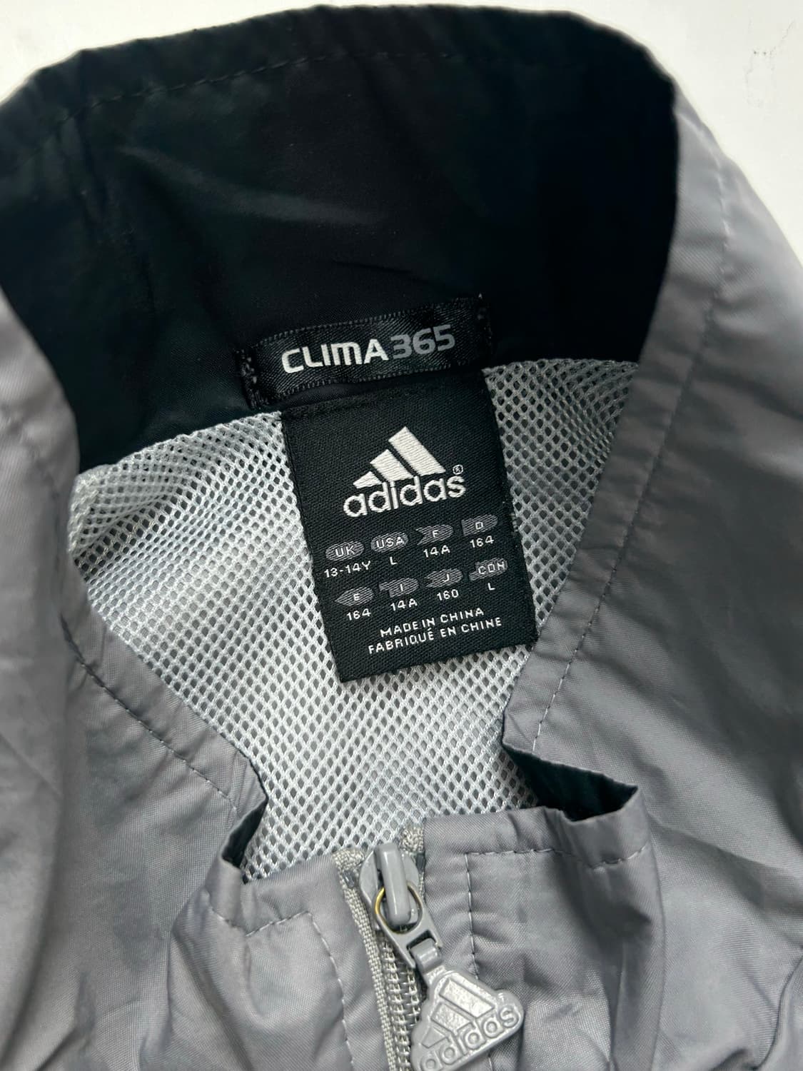 아디다스 그레이 배색 바람막이 상품이미지5