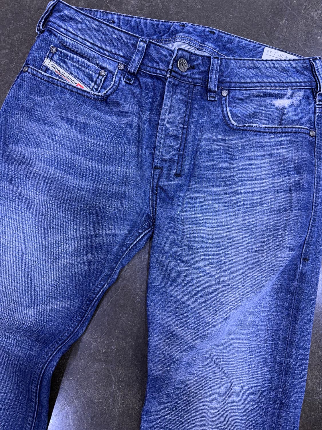 디젤 자탄 플레어핏 슬림 부츠컷 빈티지 워싱 데님팬츠 29 상품이미지3