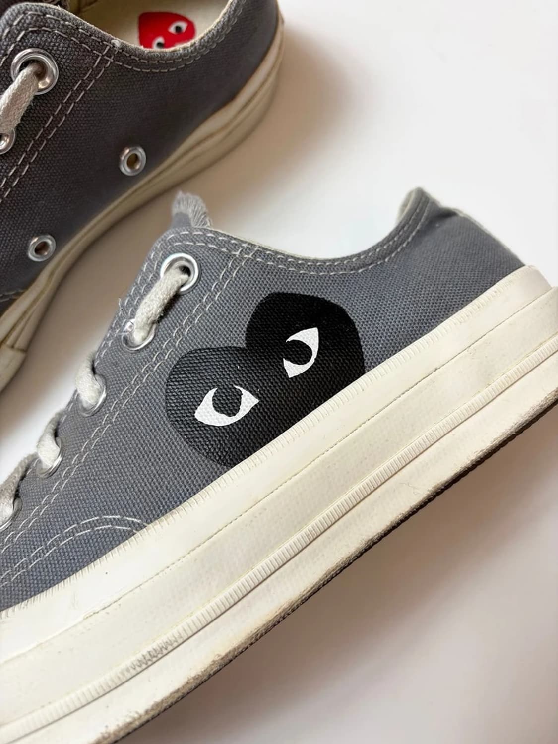 꼼데가르송 X 컨버스 척70 플레이 에그렛 로우 스니커즈 Q1467 상품이미지2