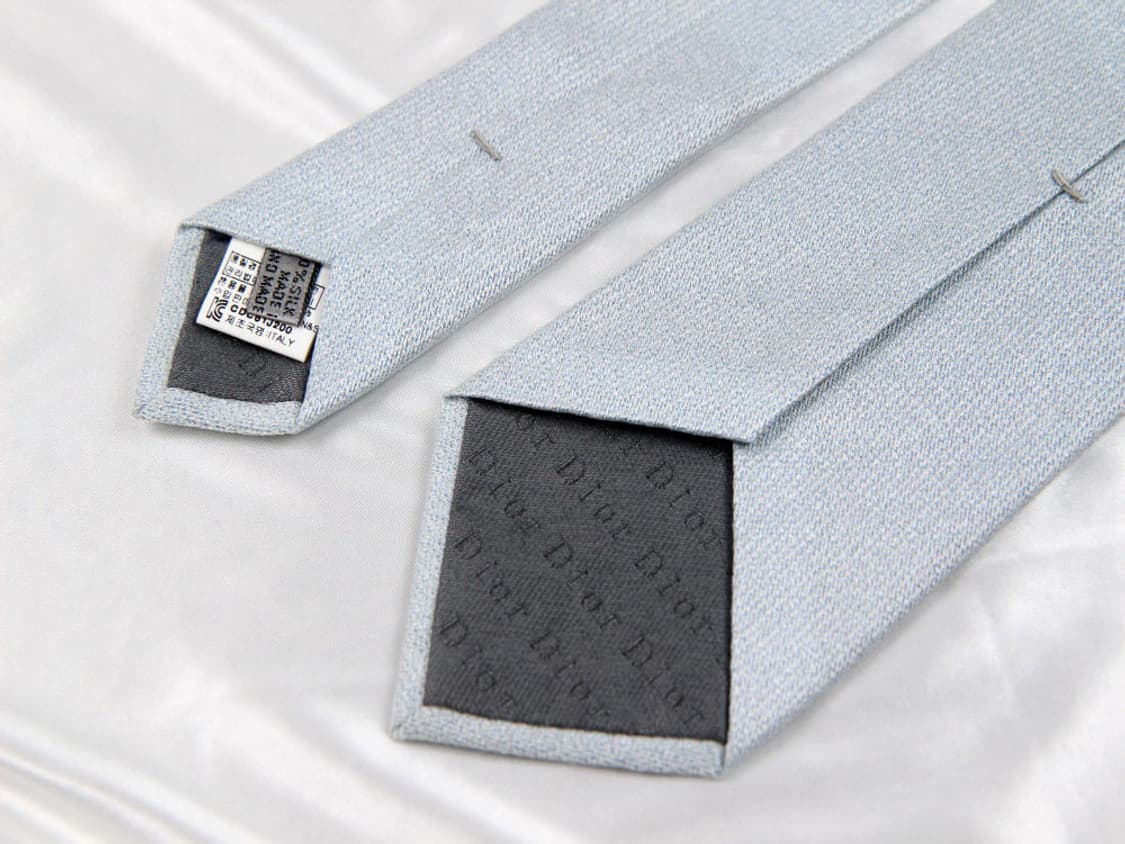 디올 7.8cm 미사용 S등급 신형 연하늘색 남자 명품 넥타이 상품이미지4