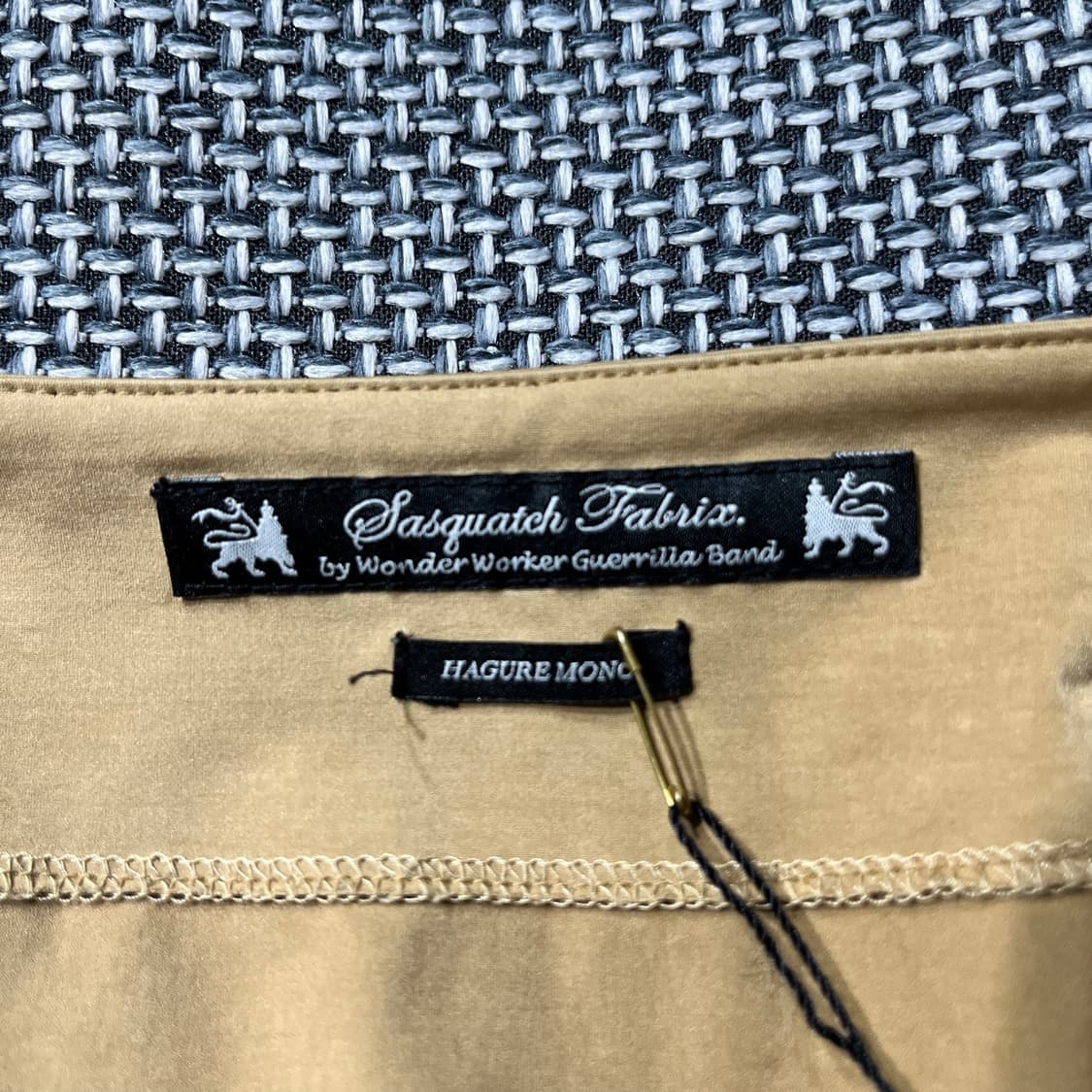 Sasquatch Fabrics 라운드카라 자켓(105) 상품이미지3