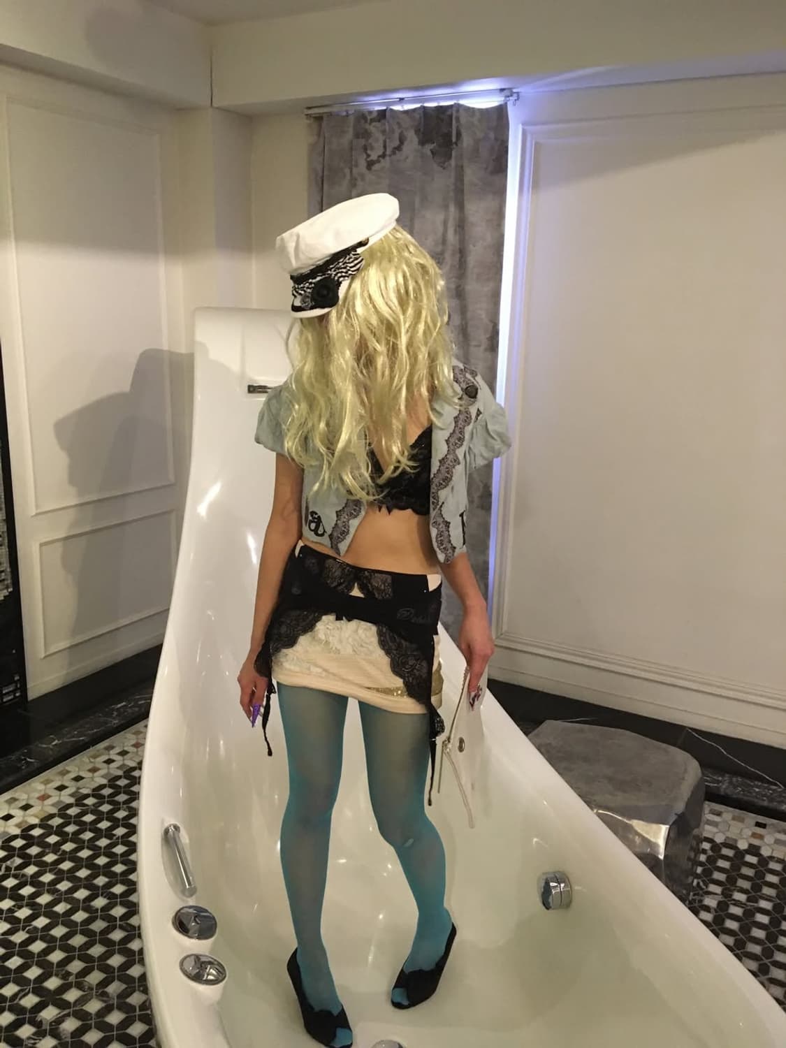 Black bra gold mini skirt 상품이미지7