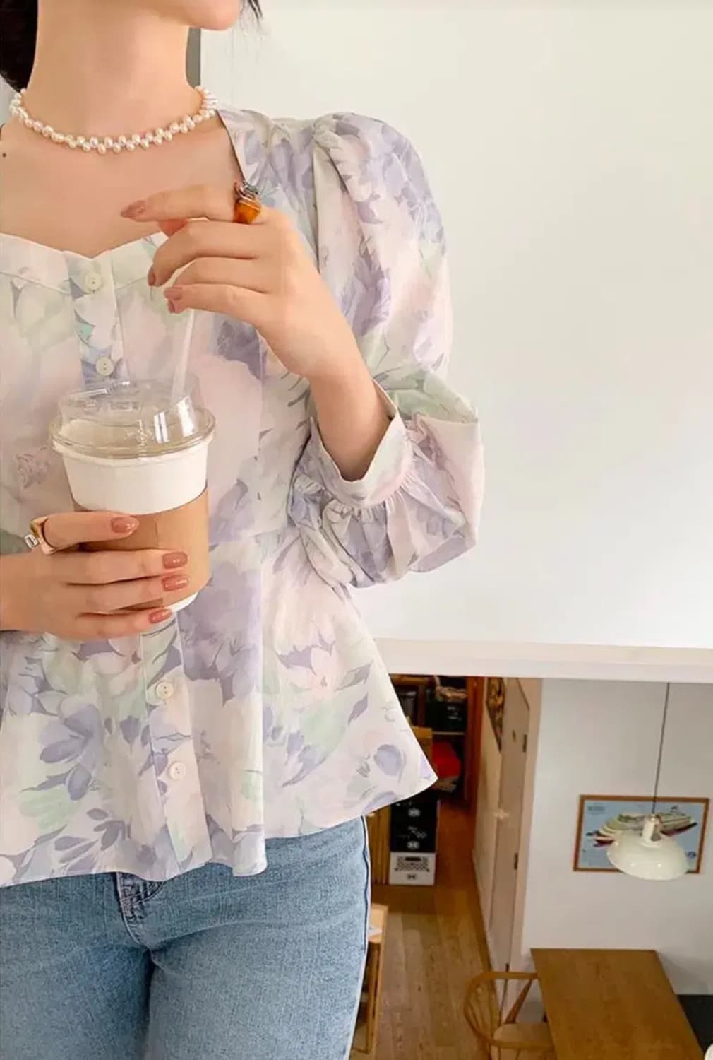 새상품 ) 임블리 파스텔플라워 수채화 블라우스 상품이미지1