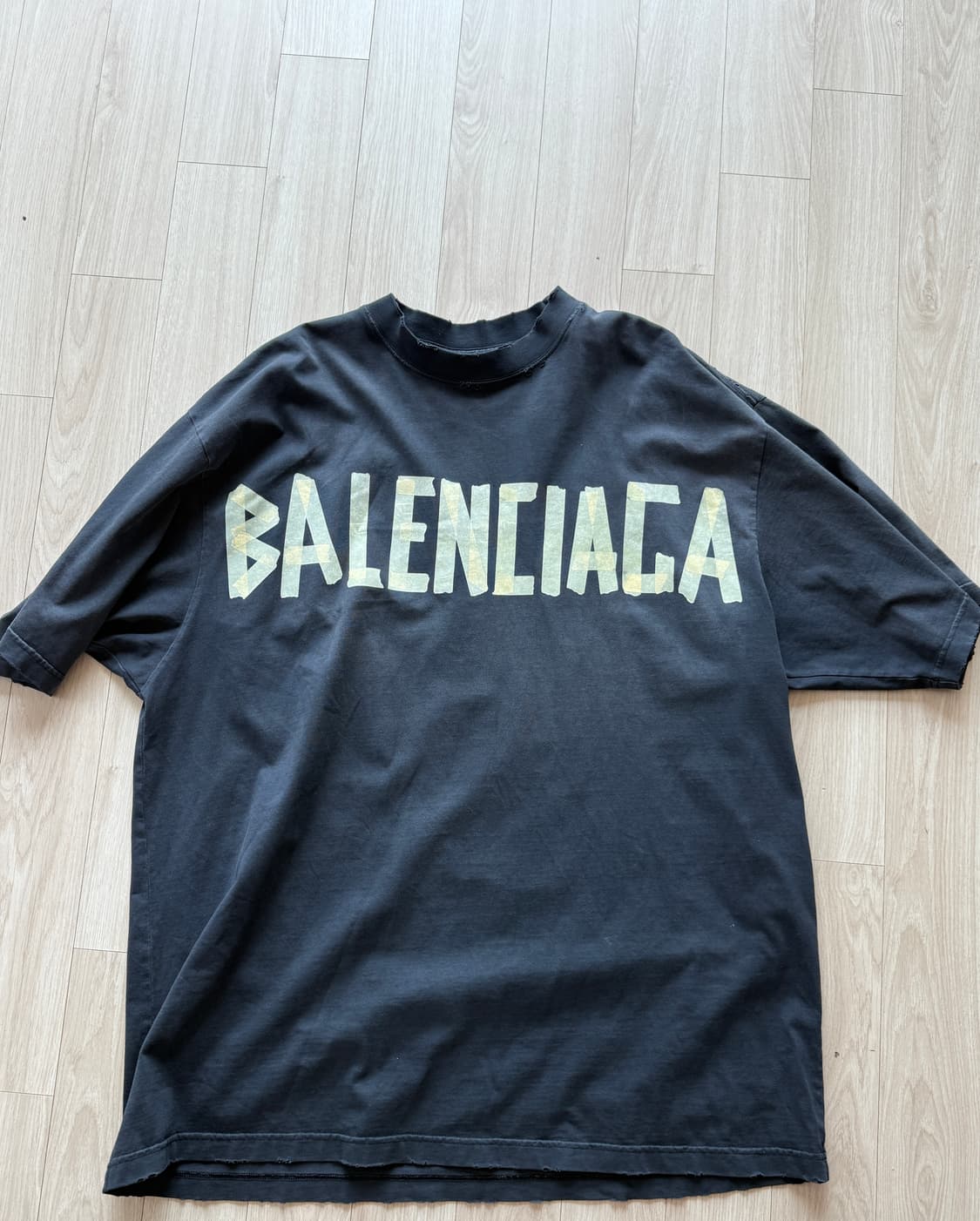 [XL] 발렌시아가 테이프로고 반팔 국내매장판 상품이미지1