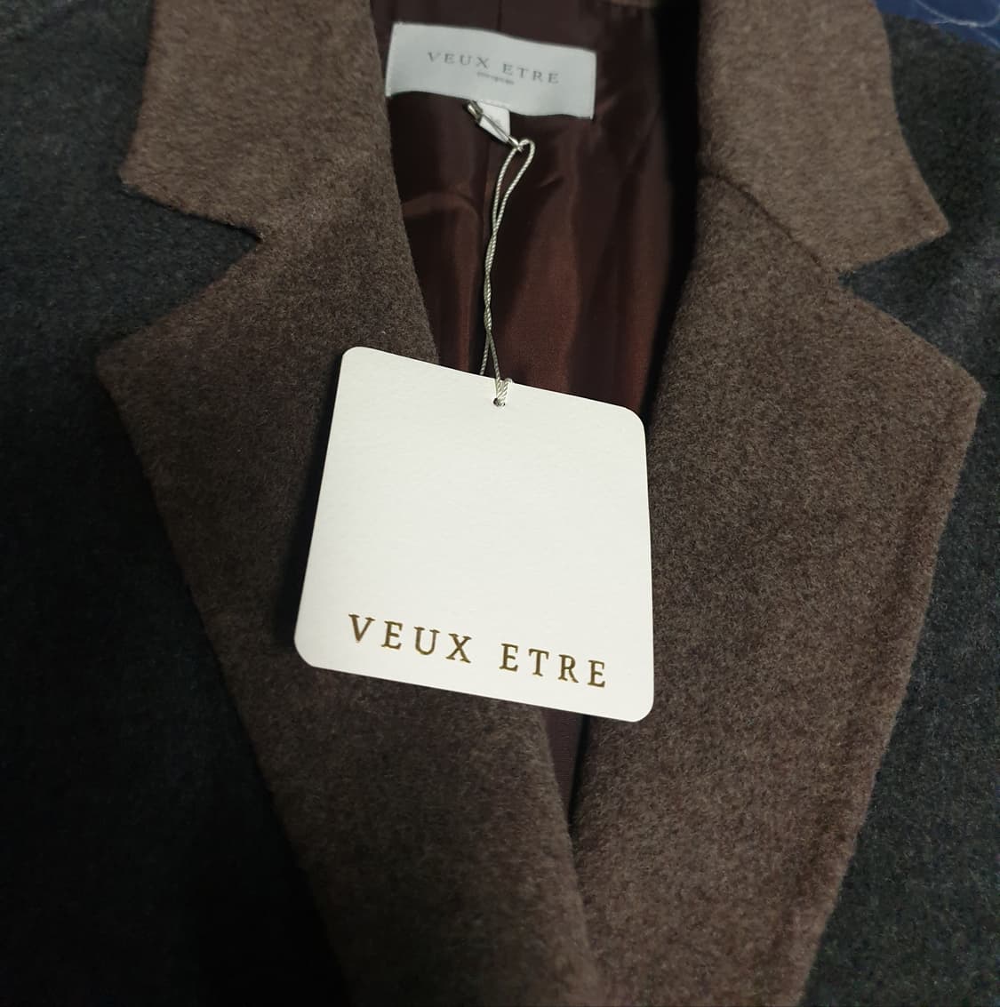 (새상품) VEUX ETRE 핸드메이드 울혼방 배색 싱글코트 (66). 상품이미지2