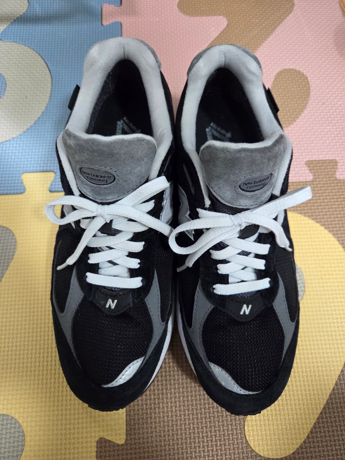 뉴발란스 2002 고어텍스 블랙 그레이 255 상품이미지2