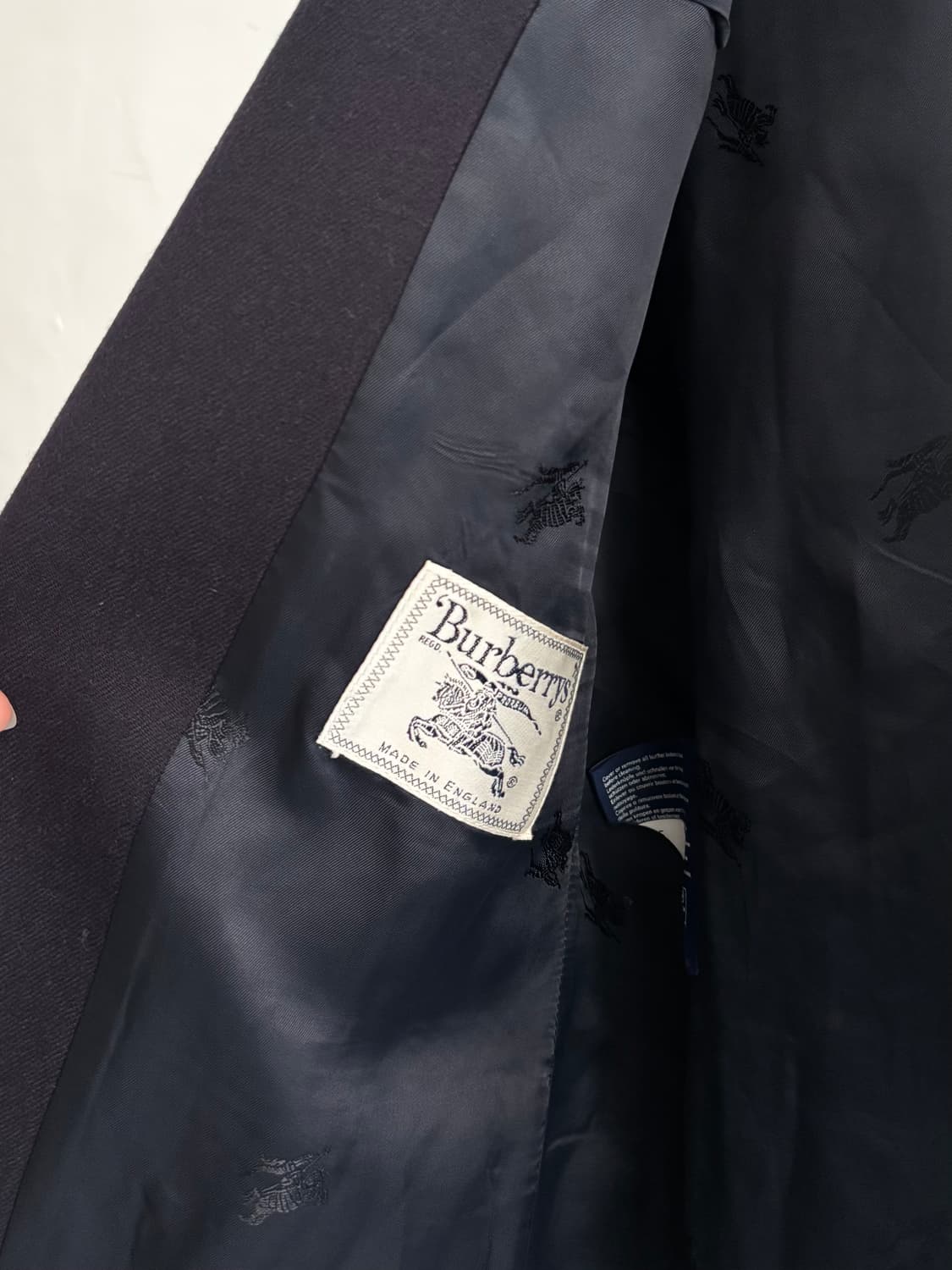 Burberry 버버리 크레스트 로고 금장 울 블레이저 자켓 상품이미지7