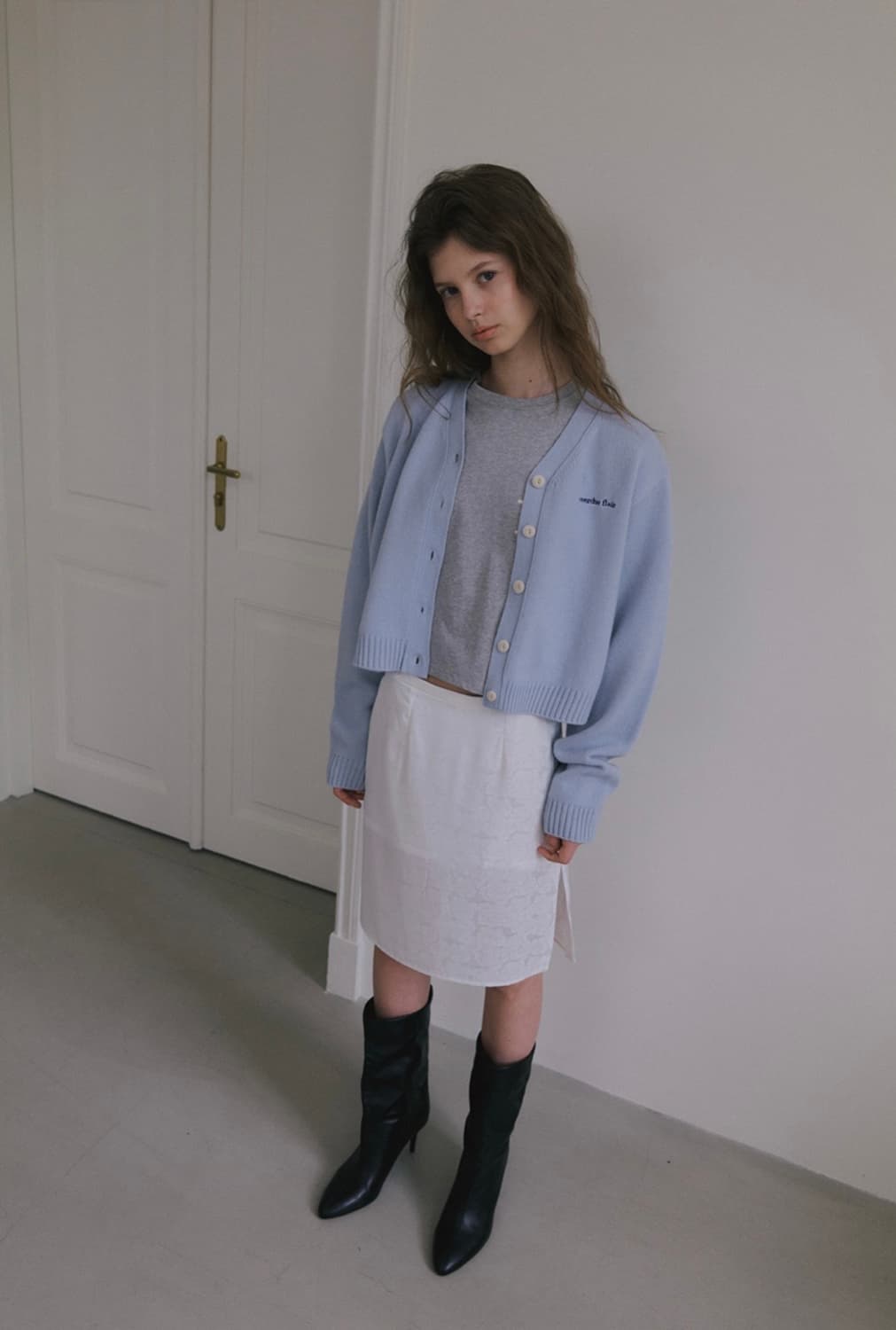 오버듀플레어 울 브이넥 가디건 상품이미지1