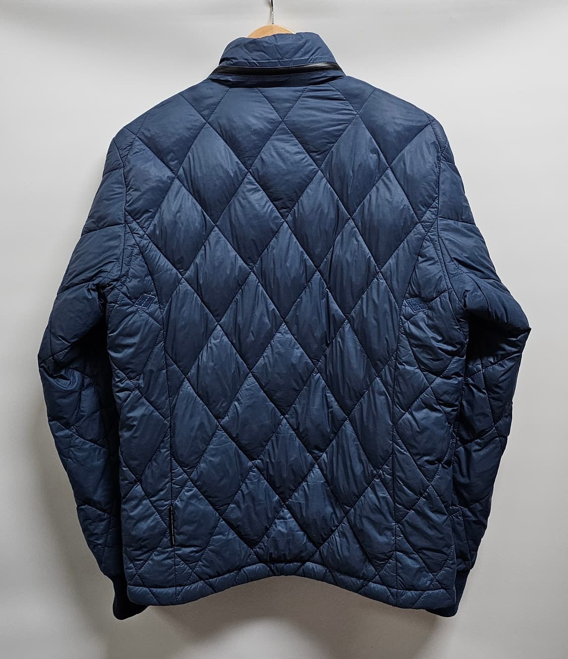 내셔널지오그래픽 다이아 퀼팅 패딩 블루 L 상품이미지2