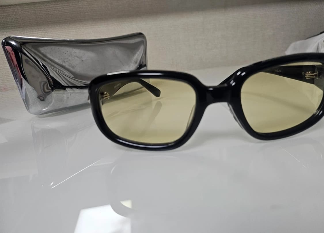 젠틀몬스터 노이저 선글라스 옐로우 상품이미지1