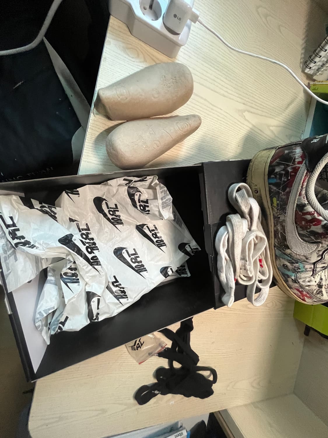 나이키 X 지드래곤 피스마이너스원 콜라보 275 상품이미지5