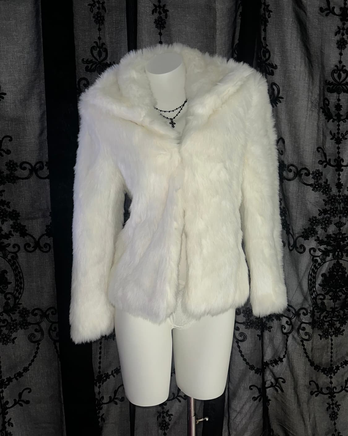 White Eco Fur Jacket 상품이미지1