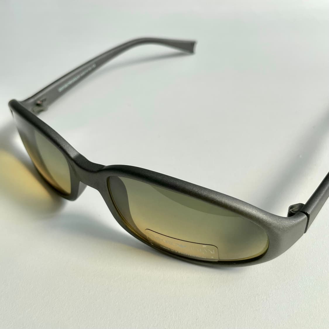 EMPORIO ARMANI 엠포리오 아르마니 사의 빈티지 선글라스 상품이미지2