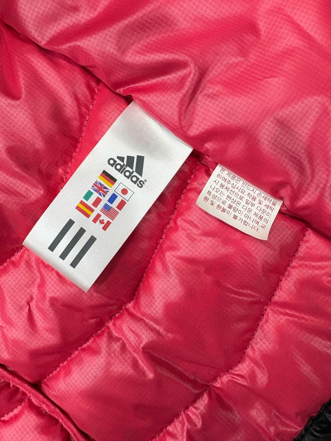 아디다스 경량패딩 블랙 상품이미지5