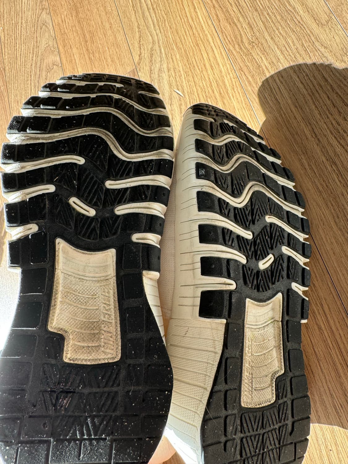 [나이키] 프리 메트콘 트레이닝화 240 상품이미지8