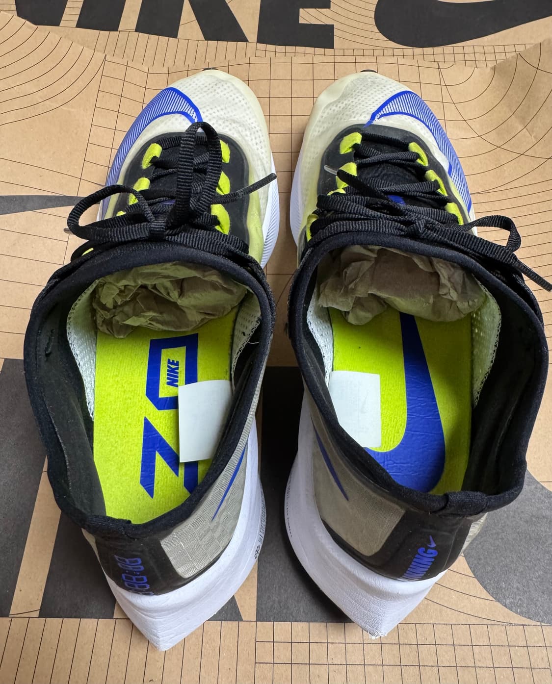 나이키 줌플라이3 런닝화 290 중고 상품이미지5