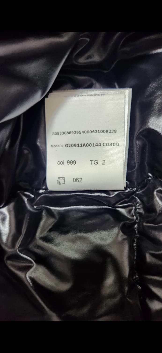 몽클레어 몽클라 2사이즈 패딩 상태 S급 상품이미지5