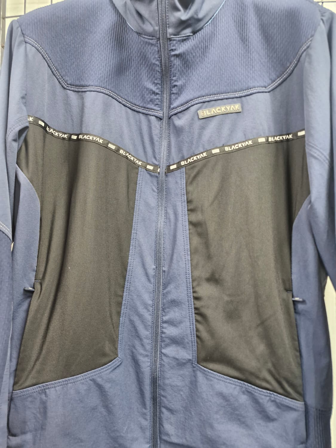 110XXL 블랙야크 M블랙썬 기능성 자켓. 상품이미지5