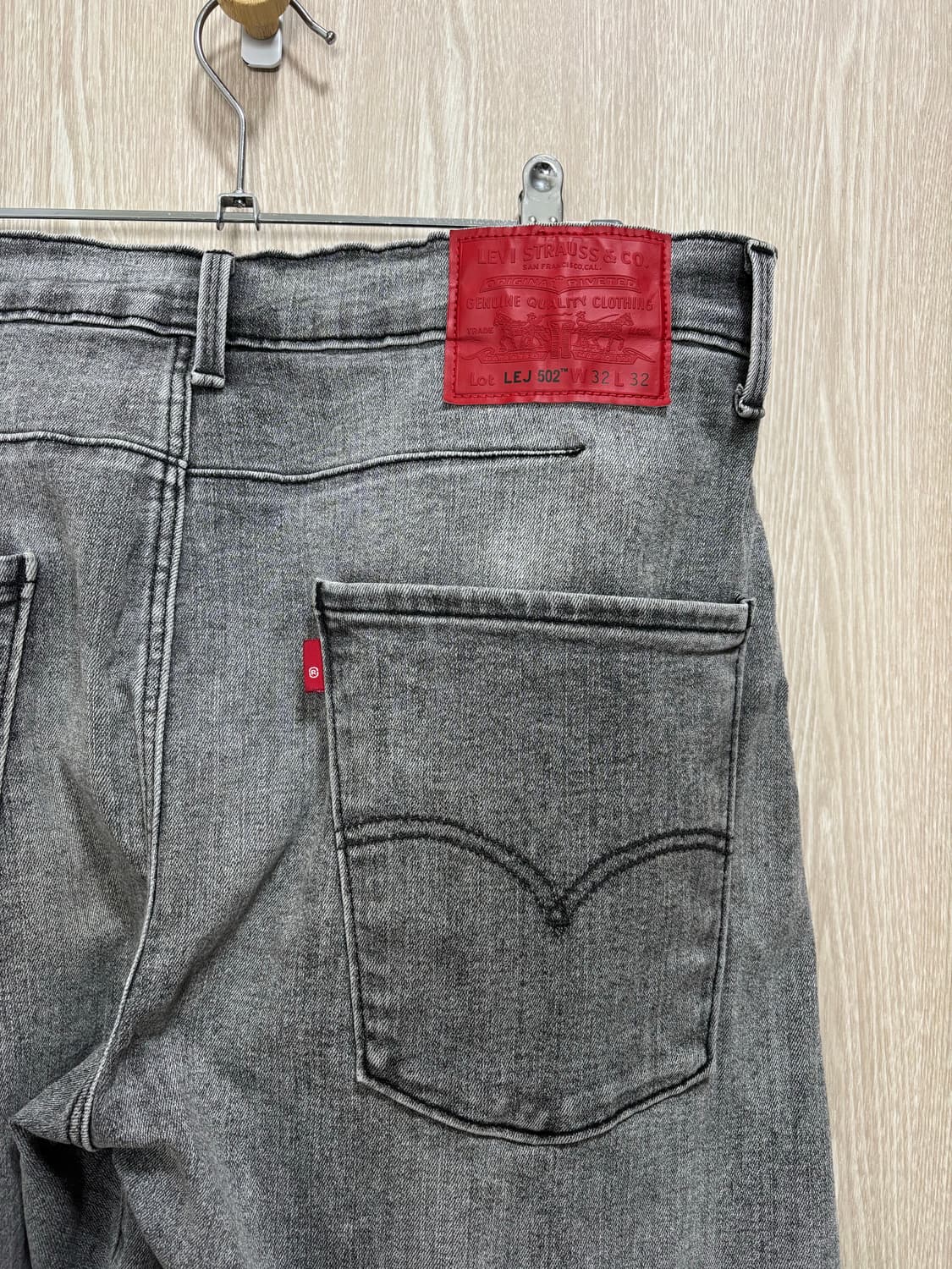 리바이스 프리미엄 엔진니어드502 데님팬츠/32/그레이 상품이미지1